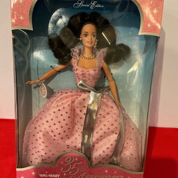 Teresa Barbie Doll Special Edition 1997 35th Anniversary - Picture 8 of 10